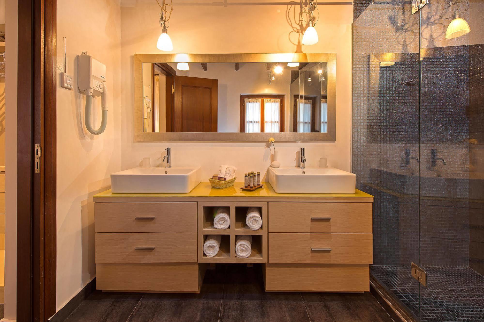 Rodos Niohori Elite Suites Boutique Hotel Rhodes City Bagian luar foto